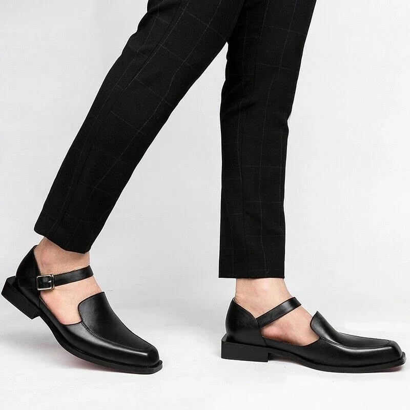 chaussures en cuir synthétique avec boucle